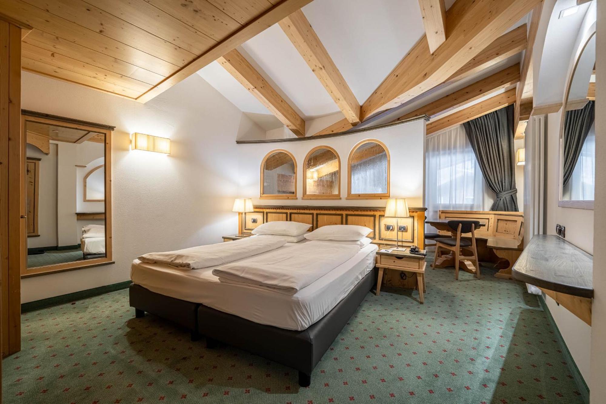 Croce Bianca Leisure & Spa Hotel Canazei Exteriér fotografie