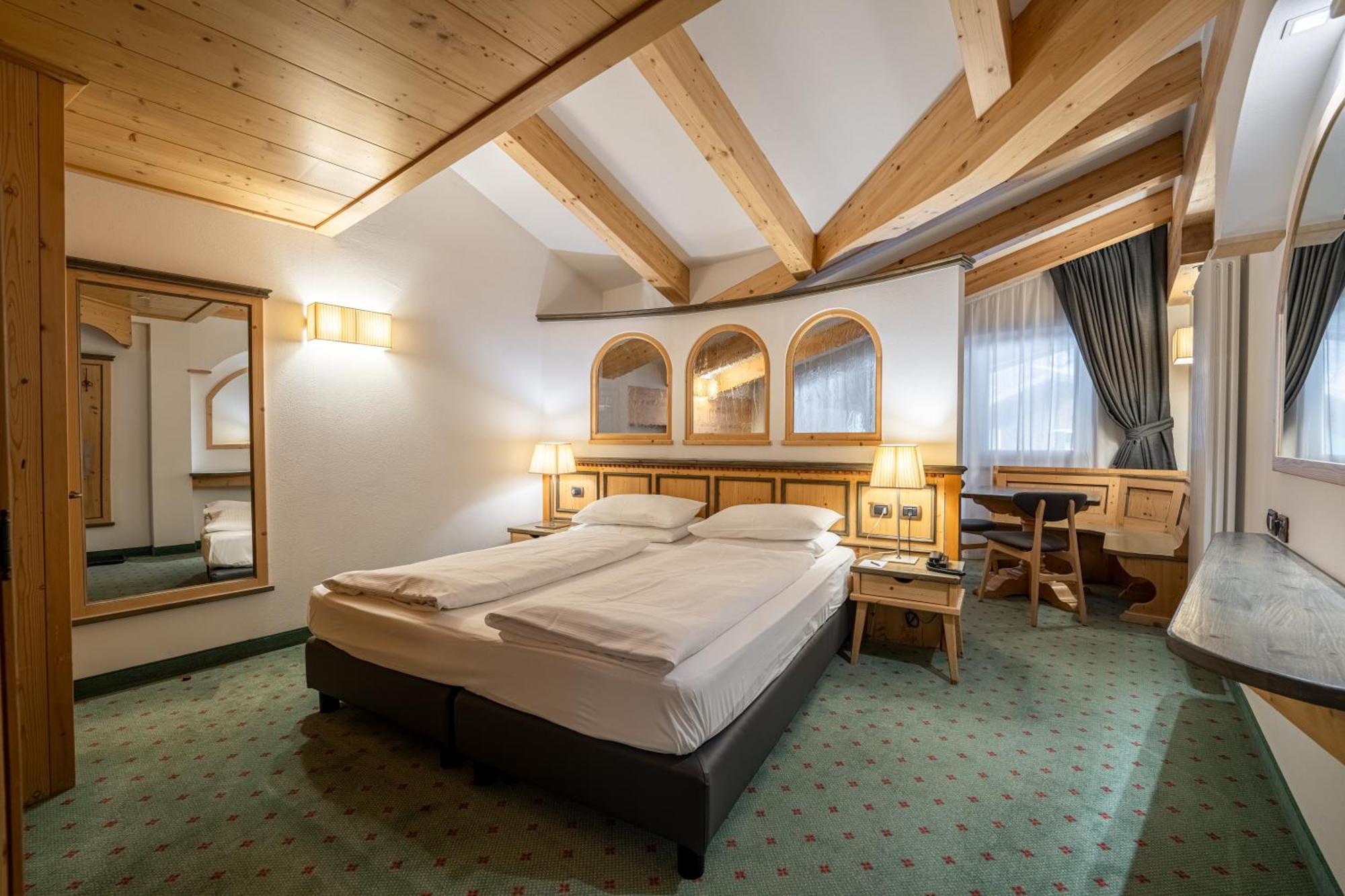Croce Bianca Leisure & Spa Hotel Canazei Exteriér fotografie
